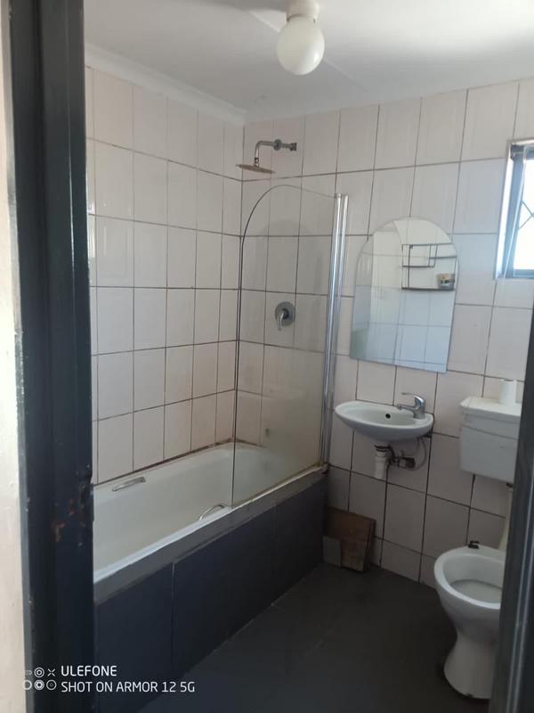 2 Bedroom Property for Sale in Mfuleni Western Cape